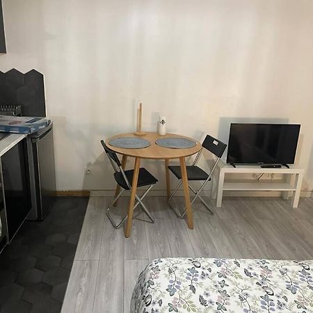 Studio One Proche Ligne 14 Kremlin Bicetre Arcueil Eksteriør billede
